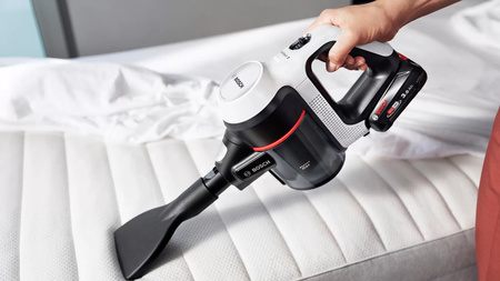 Odkurzacz pionowy Bosch BBS711W Unlimited 7